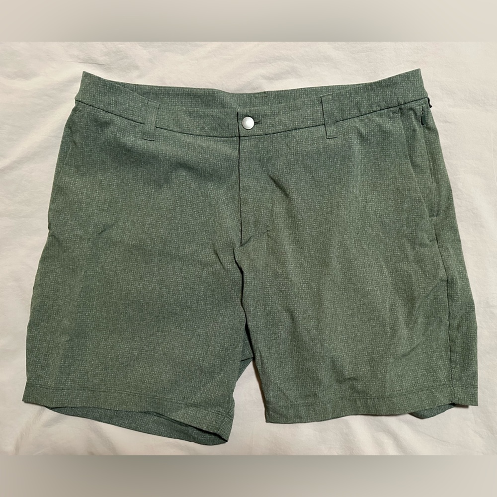 Lululemon Commission Classic WovenAir 7” Short